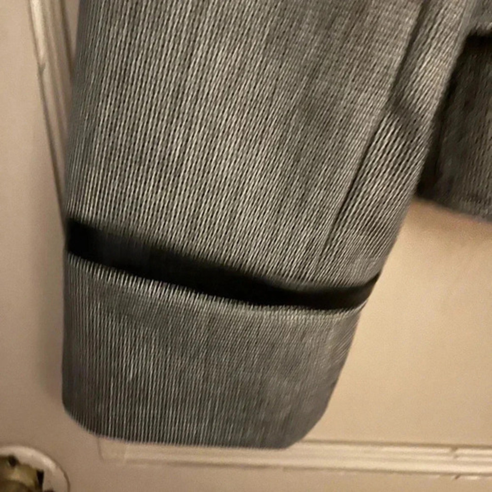 Harve Bernard Sport women’s 100% Wool Blazer Office Business Size 12 - Picture 3 of 4